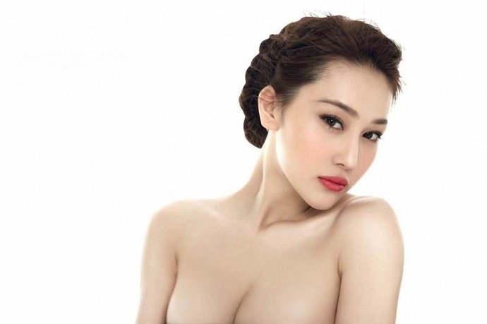 Viann Zhang Sexy and Hottest Photos , Latest Pics