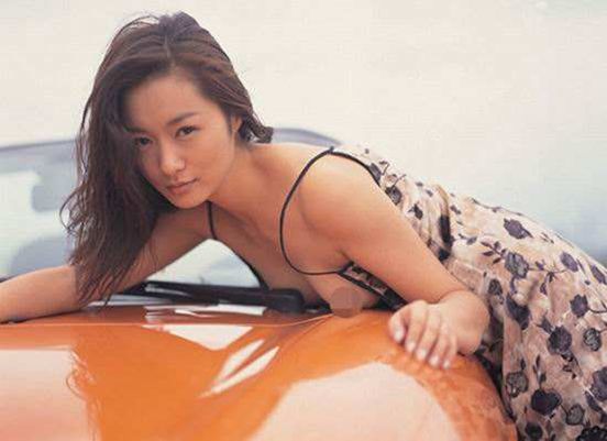 Chia-Yu Cheng Sexy and Hottest Photos , Latest Pics