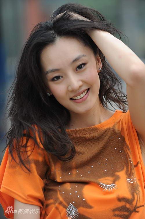 Yang Liu Sexy and Hottest Photos , Latest Pics