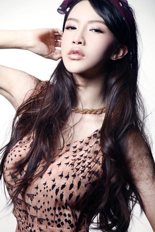 Shuangshuang Pan Sexy and Hottest Photos , Latest Pics