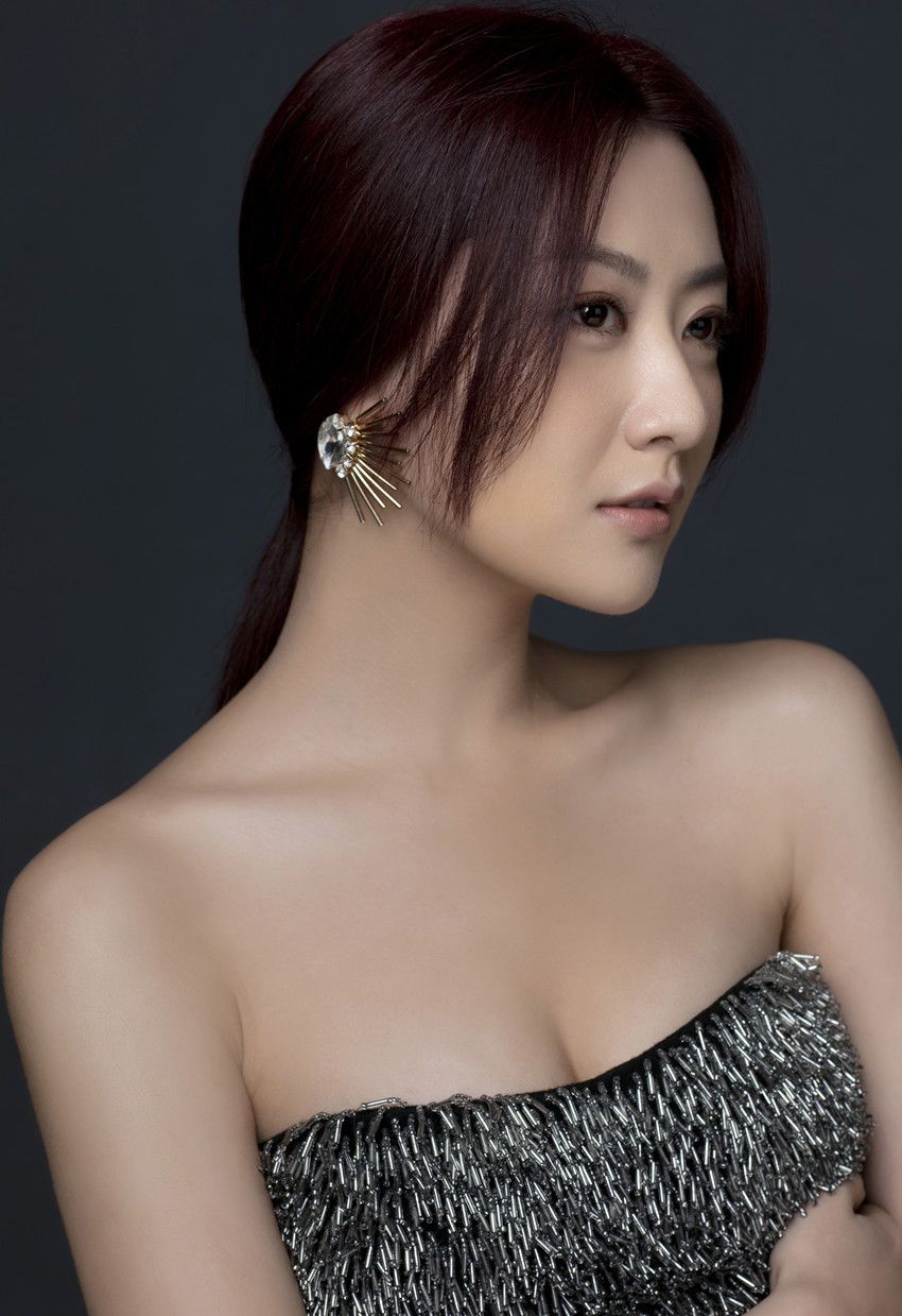 Bing Bai Sexy and Hottest Photos , Latest Pics