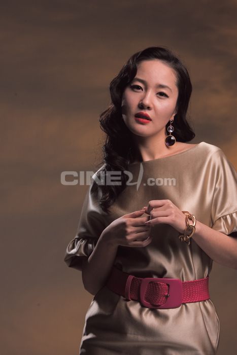 Uhm Ji-won Sexy and Hottest Photos , Latest Pics