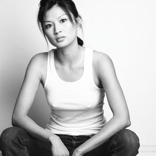 Michelle Krusiec Sexy and Hottest Photos , Latest Pics
