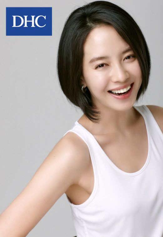 Song Ji-Hyo Sexy and Hottest Photos , Latest Pics
