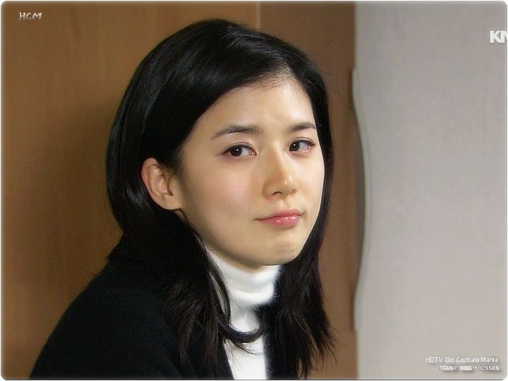 Lee Bo-young Sexy and Hottest Photos , Latest Pics