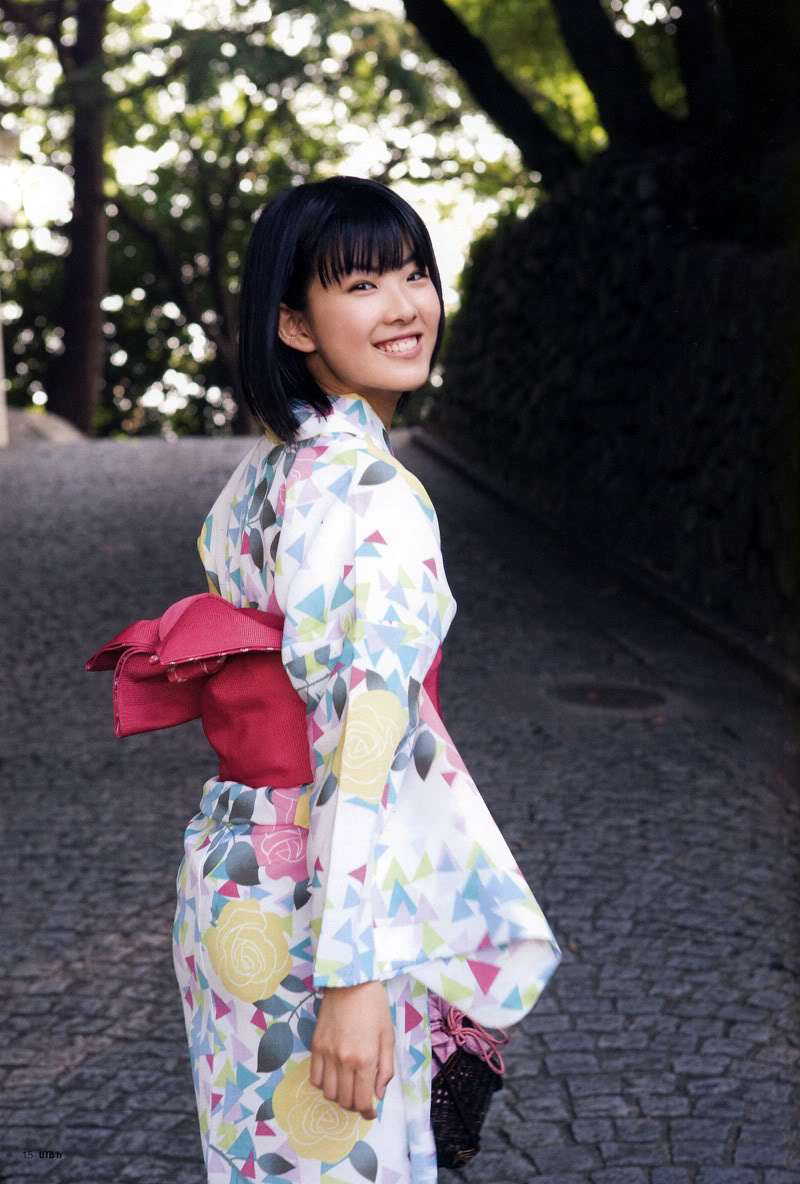 Mayuko Fukuda Sexy and Hottest Photos , Latest Pics