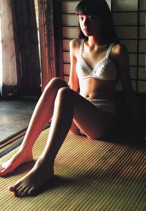 Chiaki Kuriyama Sexy and Hottest Photos , Latest Pics