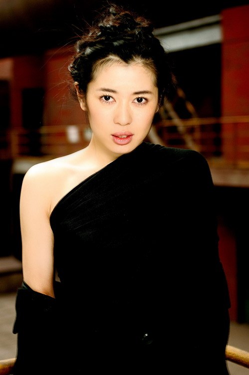 Nan Yu Sexy and Hottest Photos , Latest Pics