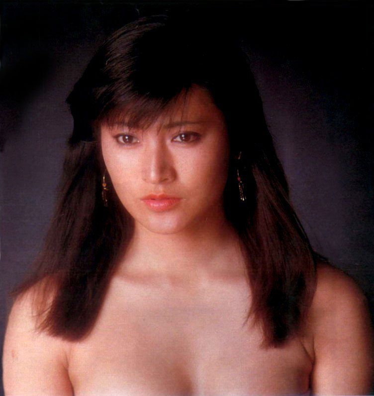 Etsuko Shihomi Sexy and Hottest Photos , Latest Pics
