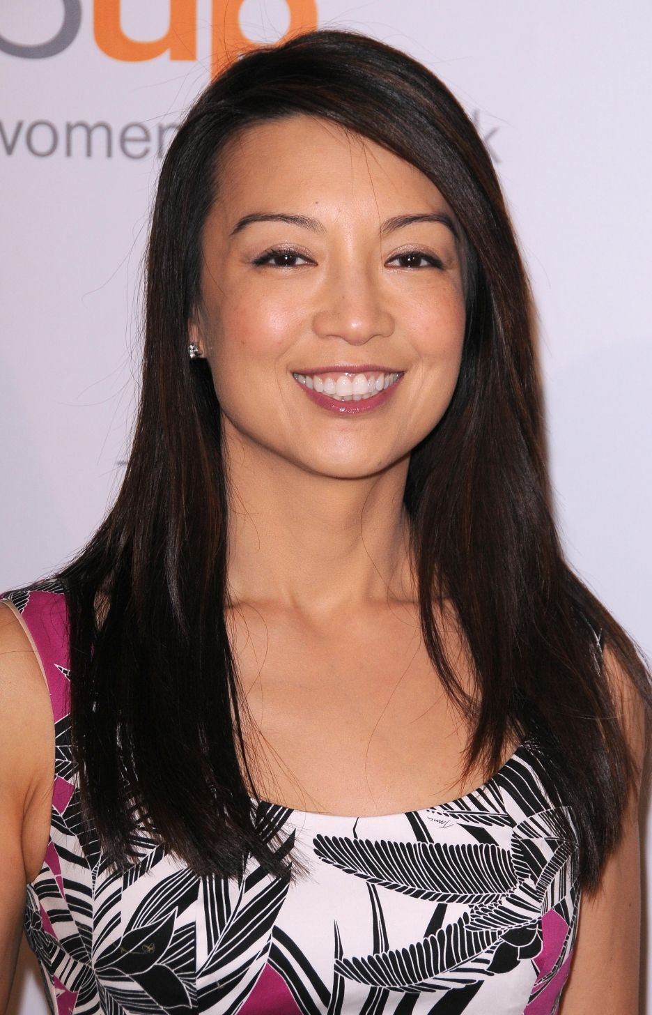 Ming-Na Wen Sexy and Hottest Photos , Latest Pics