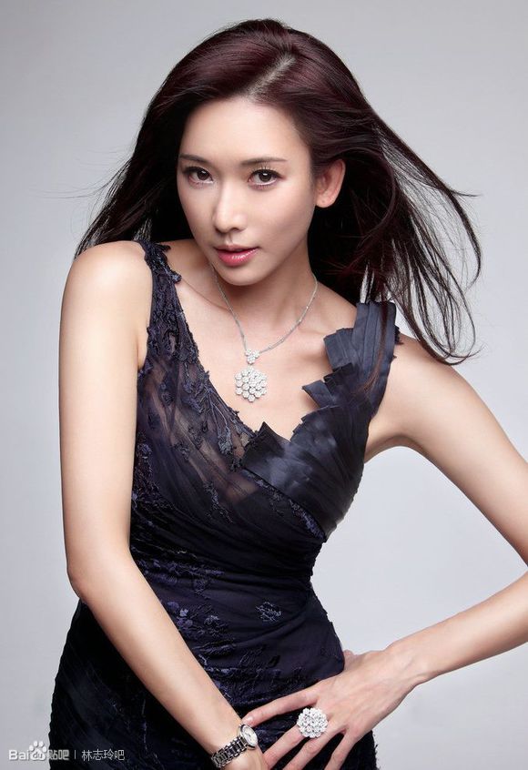 Chi-Ling Lin Sexy and Hottest Photos , Latest Pics