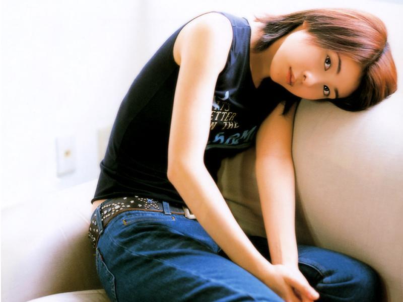Yûko Takeuchi Sexy and Hottest Photos , Latest Pics