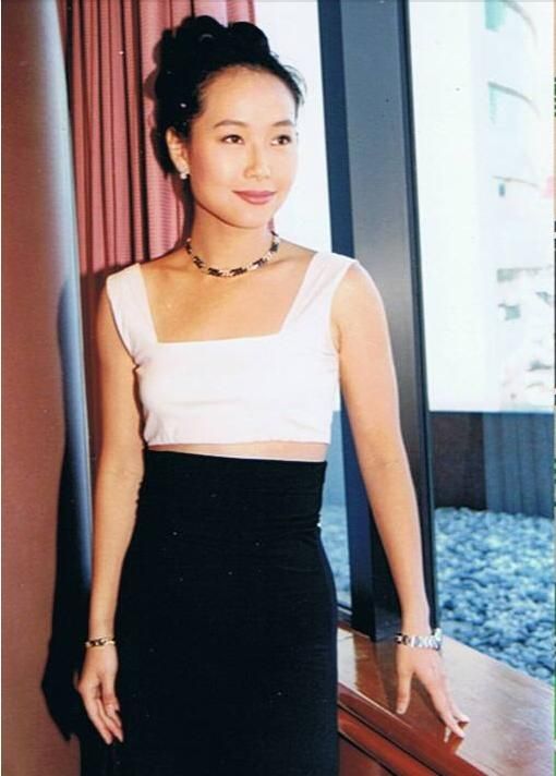 Cecilia Yip Sexy and Hottest Photos , Latest Pics