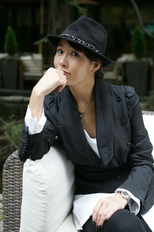 Kim Seon-a Sexy and Hottest Photos , Latest Pics