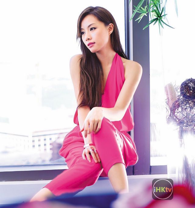 Stephy Tang Sexy and Hottest Photos , Latest Pics