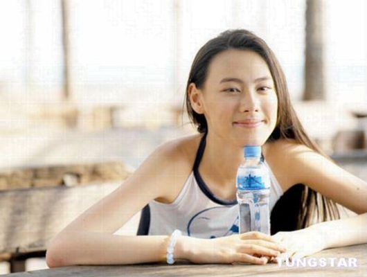 Isabella Leong Sexy and Hottest Photos , Latest Pics