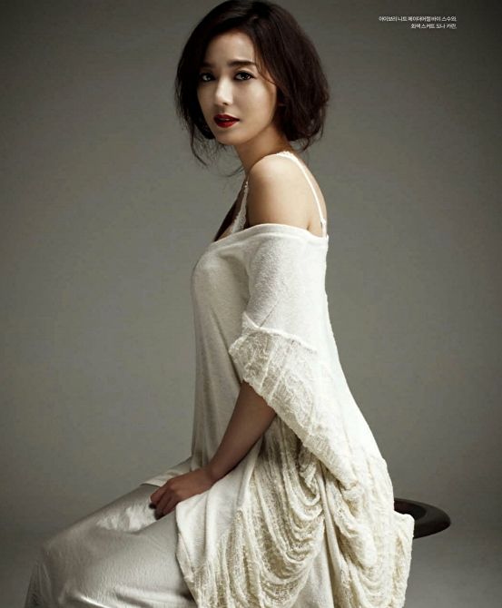 So-yeon Lee Sexy and Hottest Photos , Latest Pics