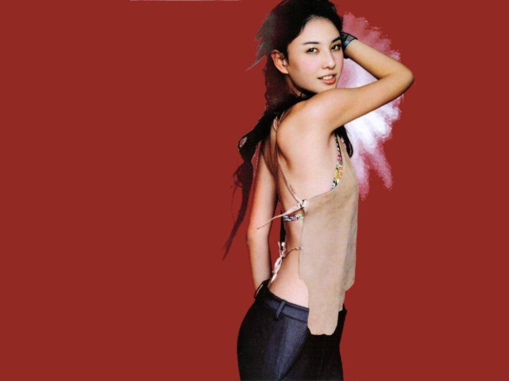 Hei-Yi Cheng Sexy and Hottest Photos , Latest Pics