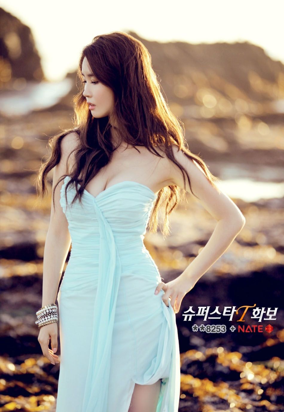 Lee Da-hae Sexy and Hottest Photos , Latest Pics