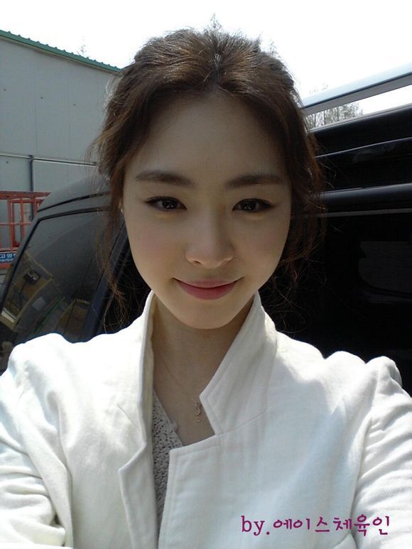 Yeon-hee Lee Sexy and Hottest Photos , Latest Pics