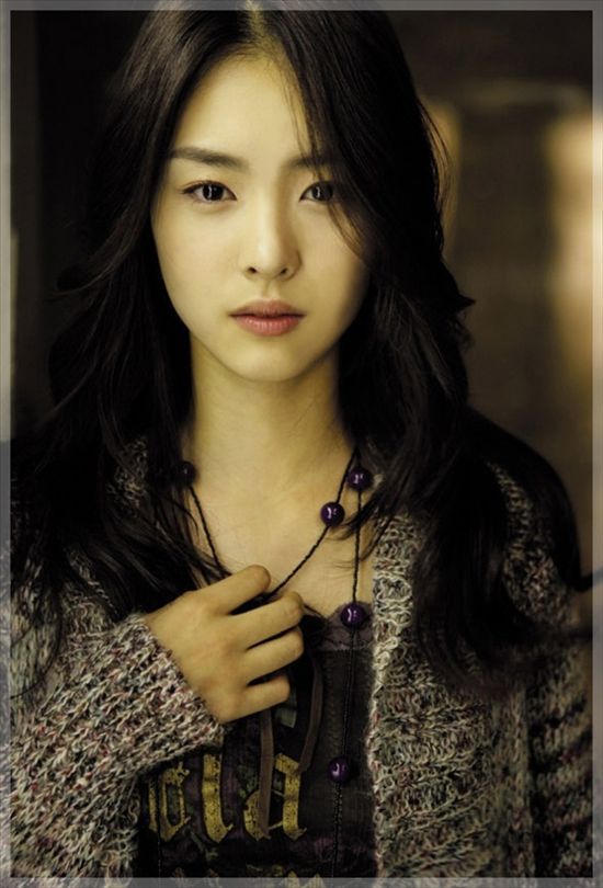 Yeon-hee Lee Sexy and Hottest Photos , Latest Pics
