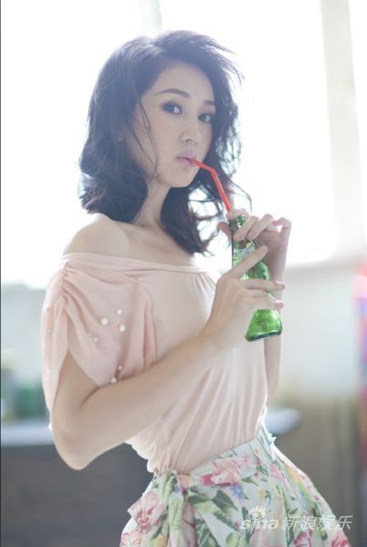 Huanhuan Xu Sexy and Hottest Photos , Latest Pics