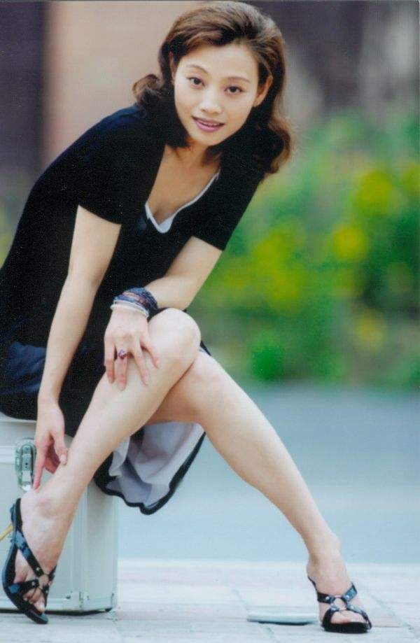 Yijuan Li Sexy and Hottest Photos , Latest Pics