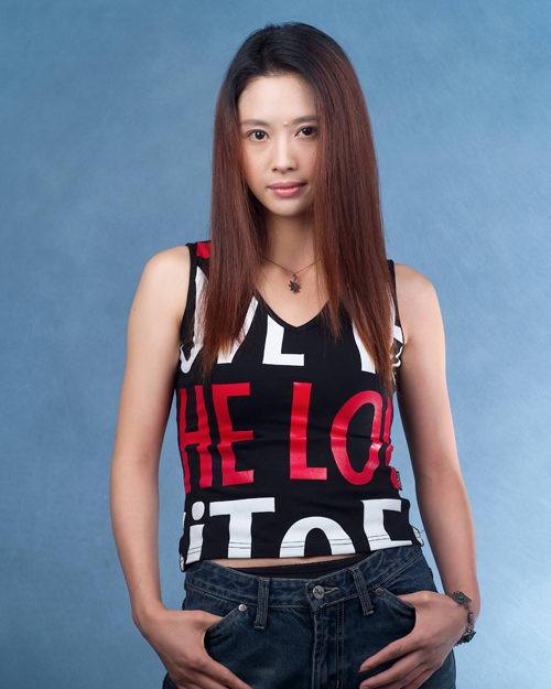Ying Deng Sexy and Hottest Photos , Latest Pics