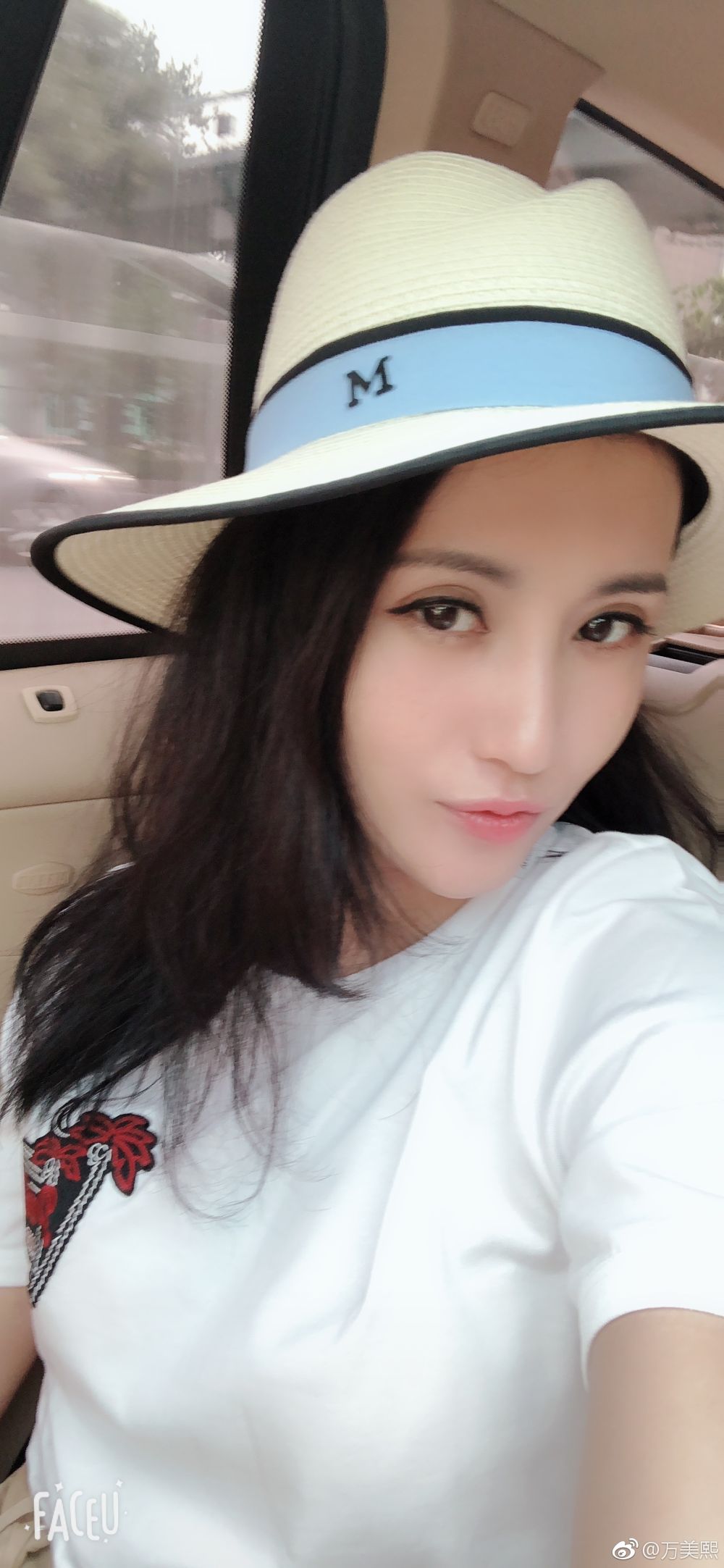 Meixi Wan Sexy and Hottest Photos , Latest Pics