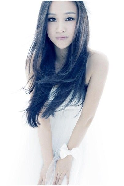 Iris Yuxi Zhao Sexy and Hottest Photos , Latest Pics