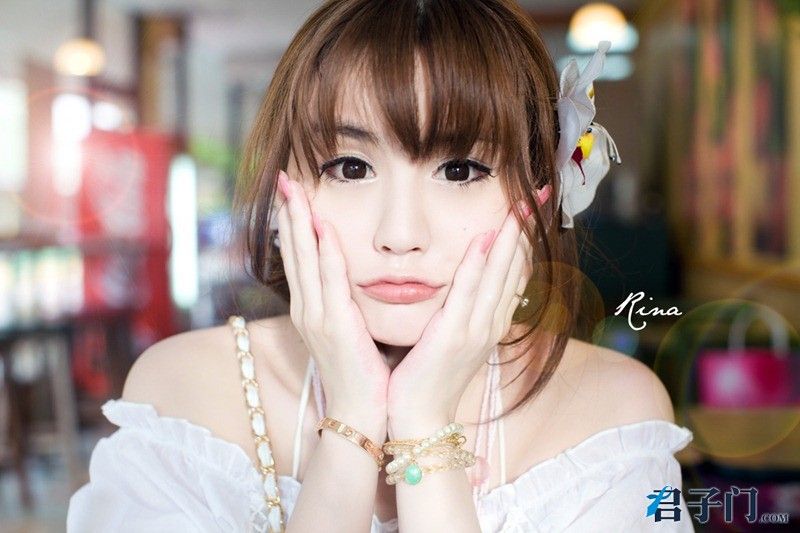 Silu Ren Sexy and Hottest Photos , Latest Pics