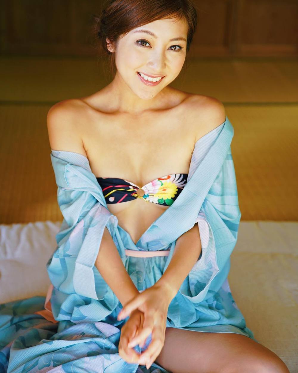 Natsuko Tatsumi Sexy and Hottest Photos , Latest Pics