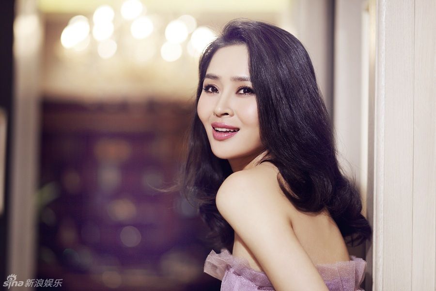 Mingjia Yu Sexy and Hottest Photos , Latest Pics