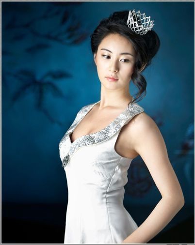 Son Eun-seo Sexy and Hottest Photos , Latest Pics