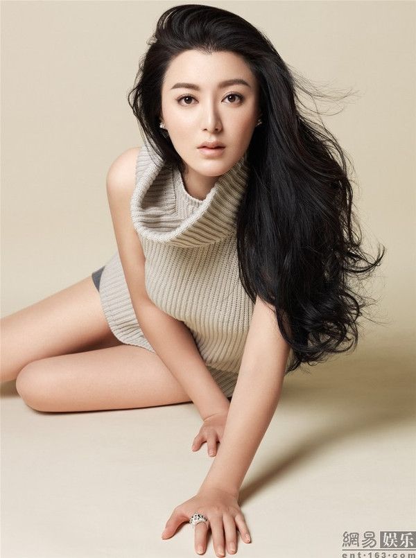 Tingjia Chen Sexy and Hottest Photos , Latest Pics
