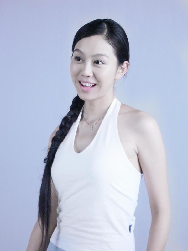 Yan Jiang Sexy and Hottest Photos , Latest Pics