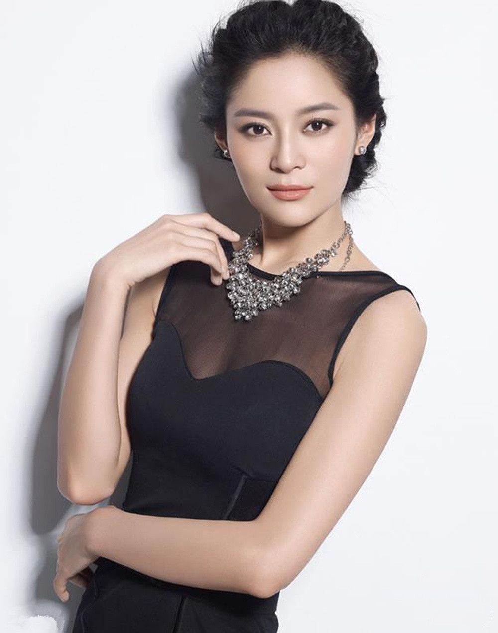Yuanke Wang Sexy and Hottest Photos , Latest Pics