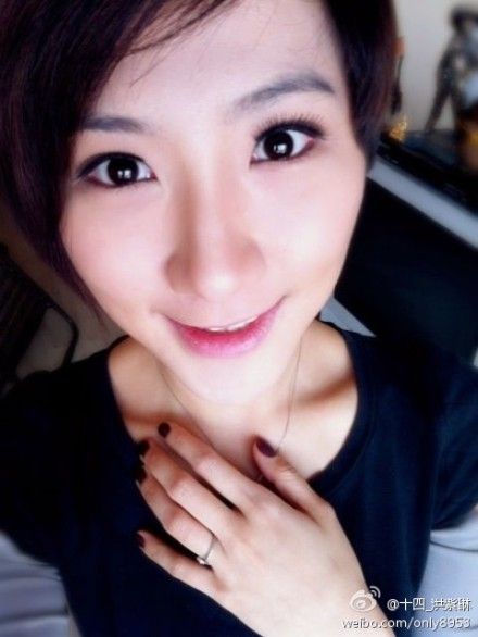 洪紫琳 Sexy and Hottest Photos , Latest Pics