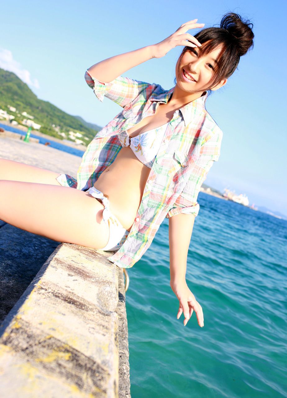 Riho Iida Sexy and Hottest Photos , Latest Pics