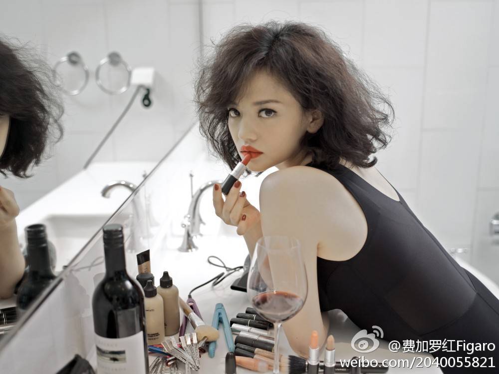 Xinyun Li Sexy and Hottest Photos , Latest Pics
