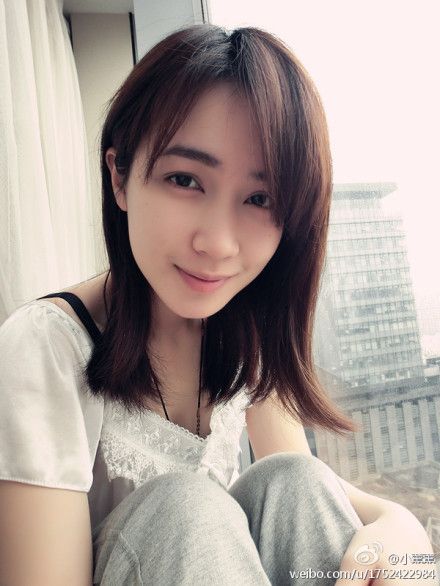 Esther Huang Sexy and Hottest Photos , Latest Pics