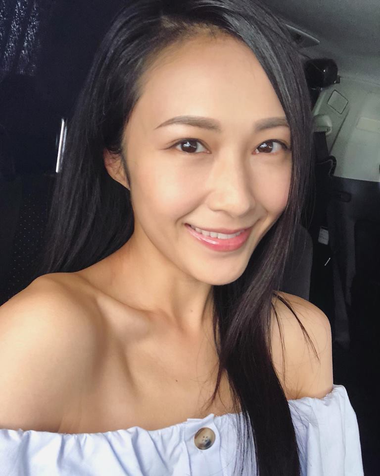 Yee Tong Sexy and Hottest Photos , Latest Pics