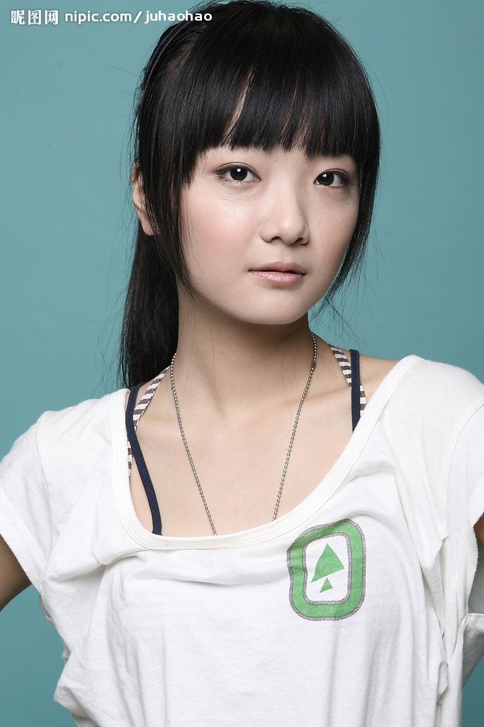 Yuan Cao Sexy and Hottest Photos , Latest Pics