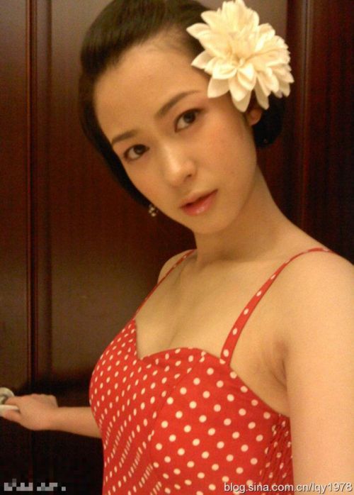 Huan Huang Sexy and Hottest Photos , Latest Pics