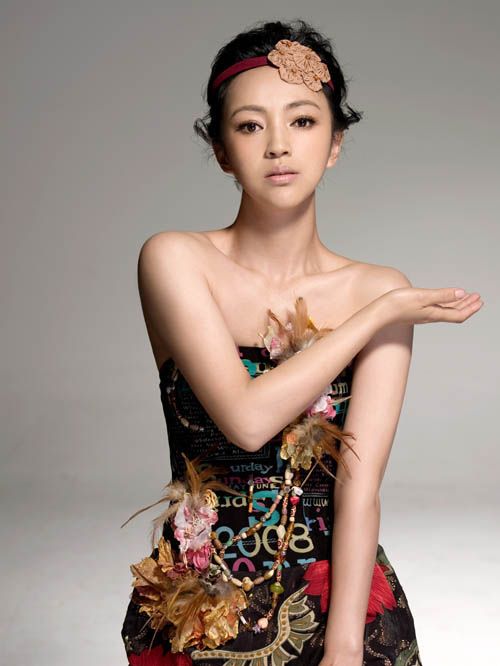 Haiqiong Luo Sexy and Hottest Photos , Latest Pics