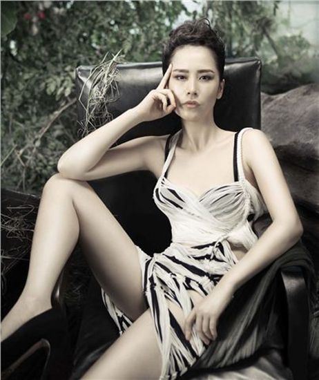 Hai-Qing Sexy and Hottest Photos , Latest Pics