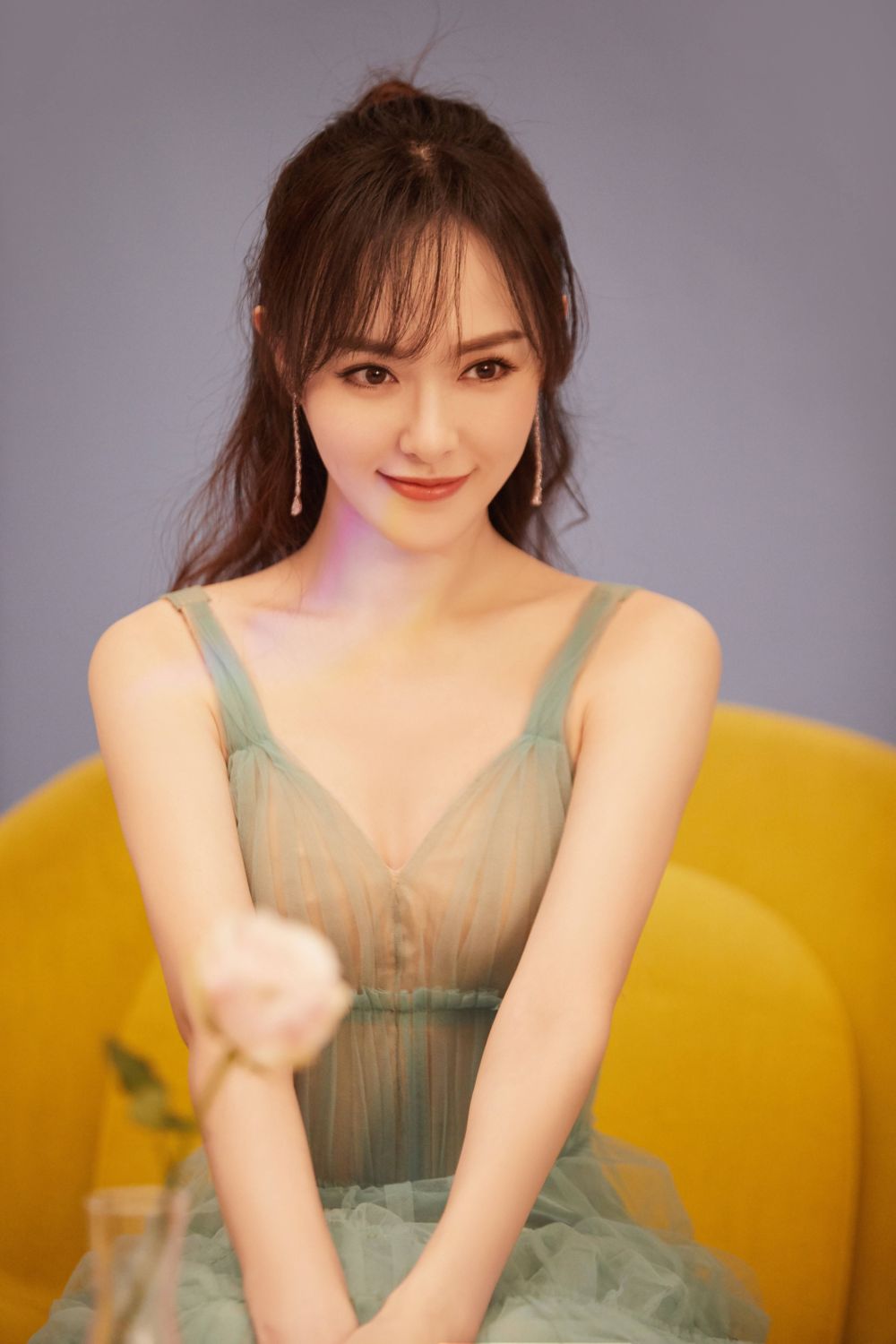 Yan Tang Sexy and Hottest Photos , Latest Pics