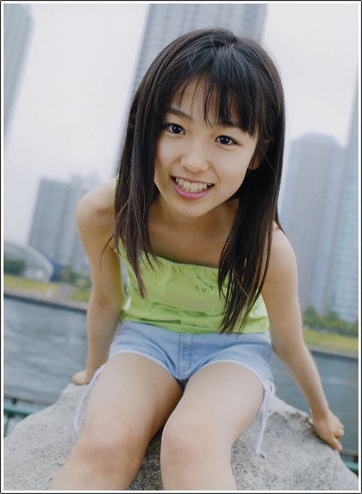 Suzuka Ohgo Sexy and Hottest Photos , Latest Pics