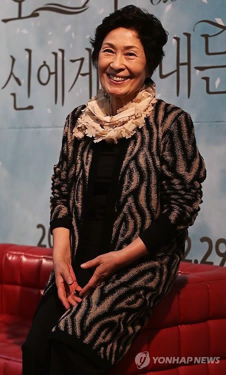 Hye-ja Kim Sexy and Hottest Photos , Latest Pics