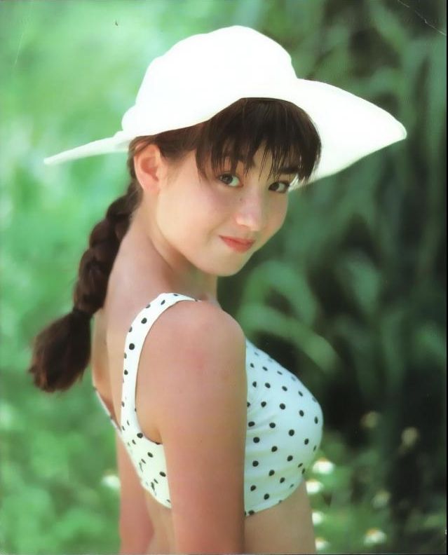 Rie Miyazawa Sexy and Hottest Photos , Latest Pics
